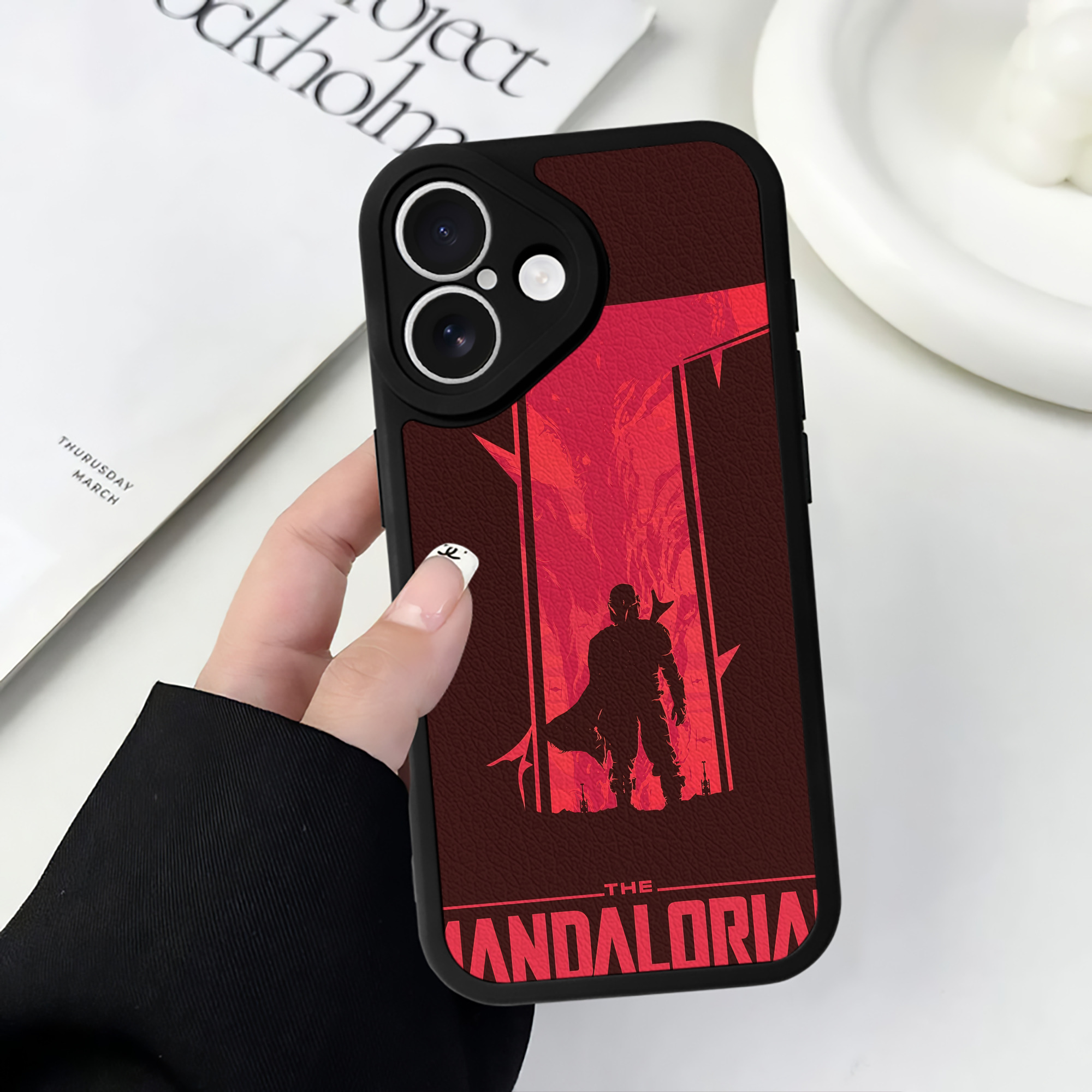 （画像用） スター・ウォーズ Star Wars 【iPhone 16シリーズ対応】シリコンスマホケース（レザー調） 材質：シリコン